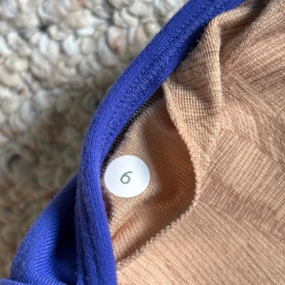 Lululemon • Size 6 Hip Halter Tank - Picture 3 of 4